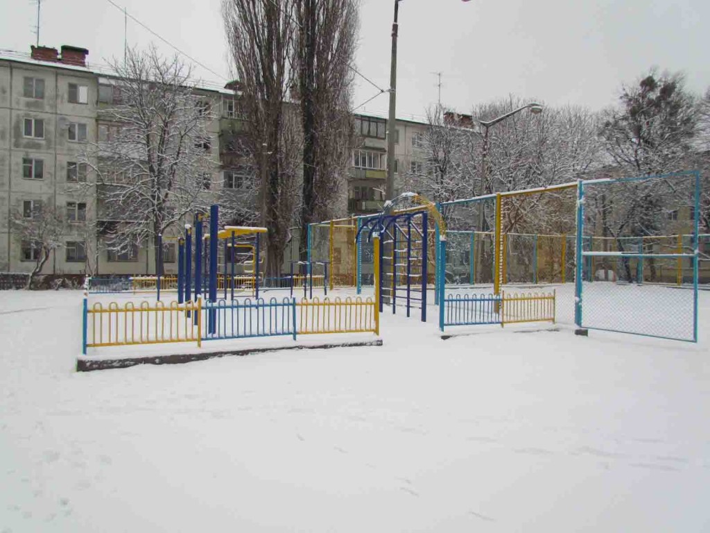 Спортивний майданчик вул. Чапаєва 30