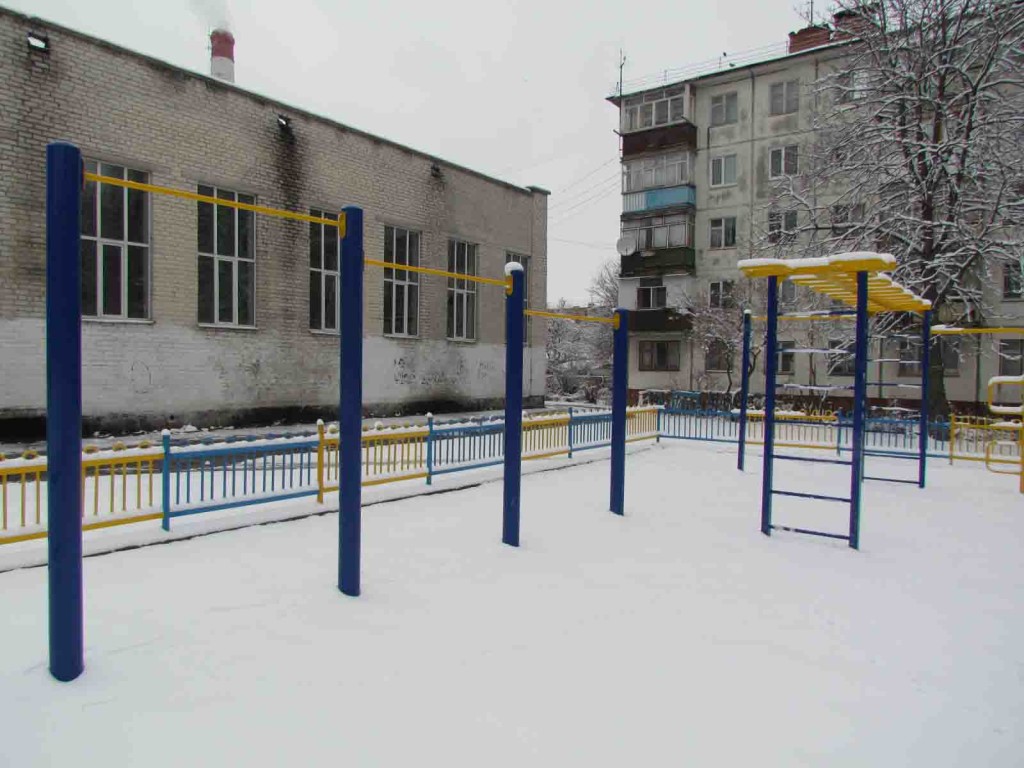 Спортивний майданчик вул. Чапаєва 30